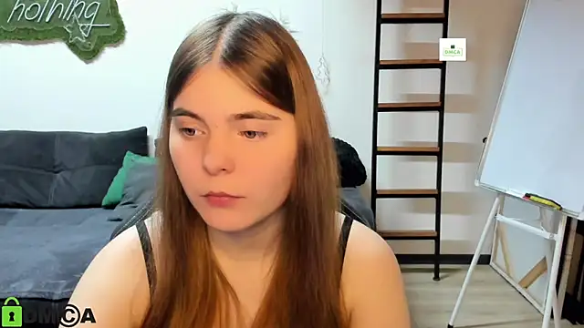 Snapshot of MiraaBloom chatting on February 5, 2026, 2:57 pm MiraaBloom online show from February 5, 2026, 2:57 pm