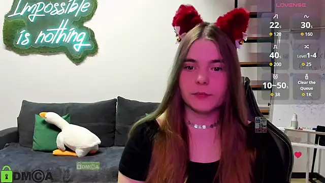 Snapshot of MiraaBloom chatting on November 24, 2025, 2:17 pm MiraaBloom online show from November 24, 2025, 2:17 pm