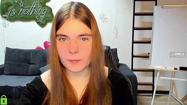 Snapshot of MiraaBloom chatting on February 15, 2026, 8:08 pm MiraaBloom online show from February 15, 2026, 8:08 pm