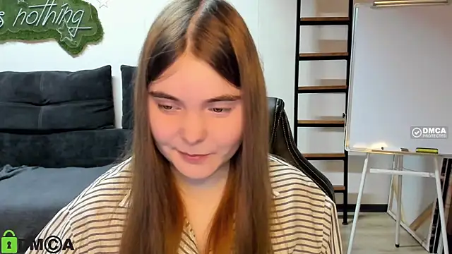 Snapshot of MiraaBloom chatting on February 1, 2026, 2:59 pm MiraaBloom online show from February 1, 2026, 2:59 pm