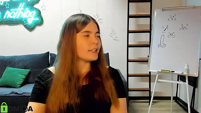 Snapshot of MiraaBloom chatting on January 12, 2026, 2:24 pm MiraaBloom online show from January 12, 2026, 2:24 pm