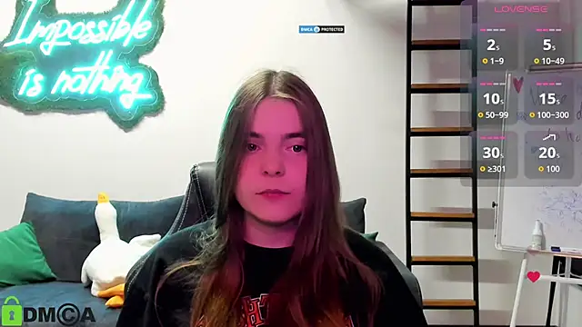 Snapshot of MiraaBloom chatting on December 1, 2025, 2:18 pm MiraaBloom online show from December 1, 2025, 2:18 pm