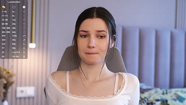 Snapshot of LonnaSkar chatting on November 28, 2025, 7:41 am LonnaSkar online show from November 28, 2025, 7:41 am