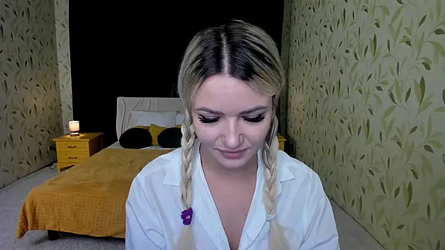 Snapshot of LexyeLure chatting on October 26, 2025, 4:13 am LexyeLure online show from October 26, 2025, 4:13 am