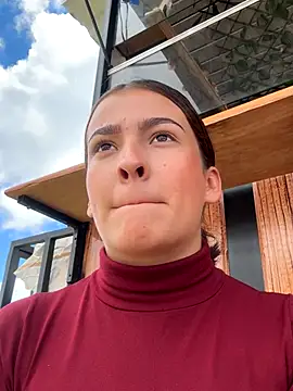 Talia Bonet online show from October 26, 2025, 4:40 pm