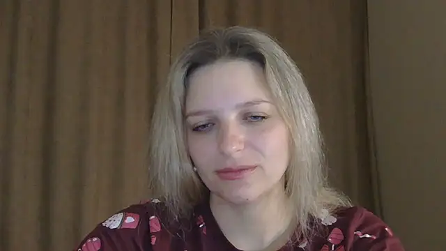 ElisSky301 online show from March 5, 2026, 11:10 pm