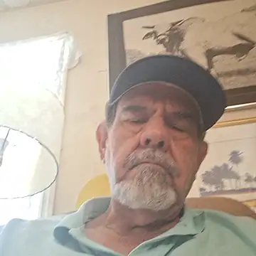 pena633 online show from November 11, 2025, 2:01 pm