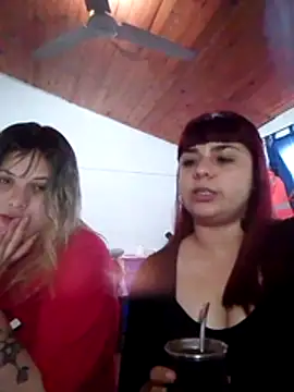 Snapshot of Tizi_04 chatting on October 22, 2025, 6:51 pm Tizi 04 online show from October 22, 2025, 6:51 pm