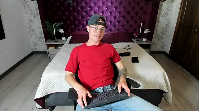 Lil James online show from June 1, 2026, 8:08 pm