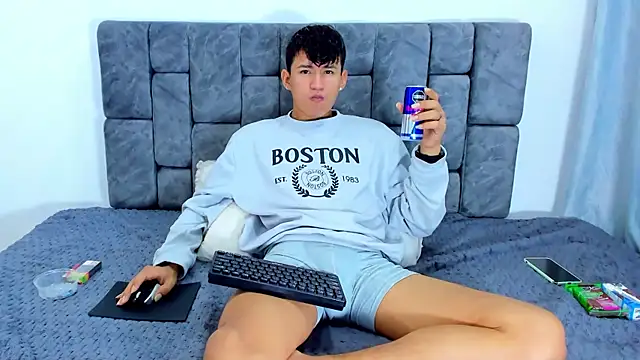 Nicolas Torres  online show from November 4, 2025, 5:33 am