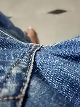 Snapshot of naveen_3222 chatting on October 27, 2025, 1:01 pm naveen 3222 online show from October 27, 2025, 1:01 pm