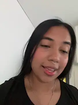 aly nicols online show from October 23, 2025, 12:04 pm