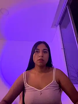 aly nicols online show from December 4, 2025, 5:06 am