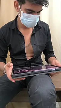 Snapshot of adi8210 chatting on November 14, 2025, 12:31 pm adi8210 online show from November 14, 2025, 12:31 pm