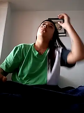 Snapshot of Isis_Bathory chatting on October 26, 2025, 3:45 pm Isis Bathory online show from October 26, 2025, 3:45 pm