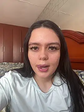 Selena Roa online show from May 24, 2026, 6:52 pm