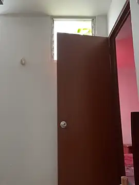 Selena Roa online show from October 26, 2025, 12:05 pm