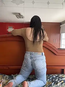 Snapshot of Selena_Roa chatting on February 27, 2026, 4:40 pm Selena Roa online show from February 27, 2026, 4:40 pm