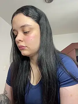 Snapshot of Selena_Roa chatting on January 18, 2026, 5:27 pm Selena Roa online show from January 18, 2026, 5:27 pm