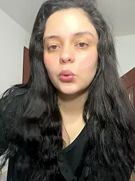 Snapshot of Selena_Roa chatting on January 10, 2026, 3:40 pm Selena Roa online show from January 10, 2026, 3:40 pm