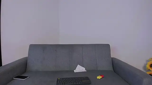 miah storm online show from February 28, 2026, 12:54 am