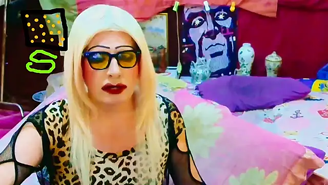 horni4luv online show from December 13, 2025, 11:44 pm