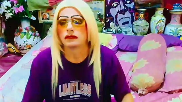 horni4luv online show from November 27, 2025, 11:38 pm