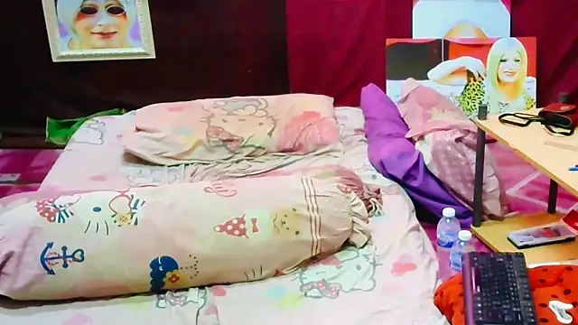 horni4luv online show from April 9, 2026, 11:55 pm