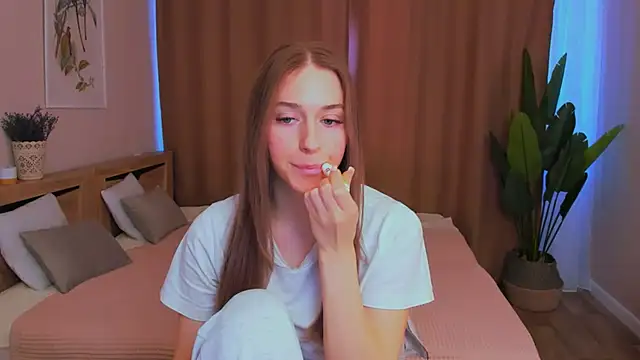 sassy cutie online show from February 26, 2026, 2:28 pm