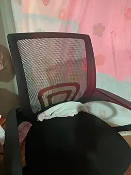 kitty-20x online show from July 12, 2026, 1:56 pm