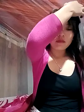 Snapshot of -Lanaa- chatting on December 14, 2025, 10:26 pm -Lanaa- online show from December 14, 2025, 10:26 pm