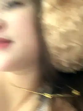 helo-kitty online show from October 31, 2025, 8:44 am