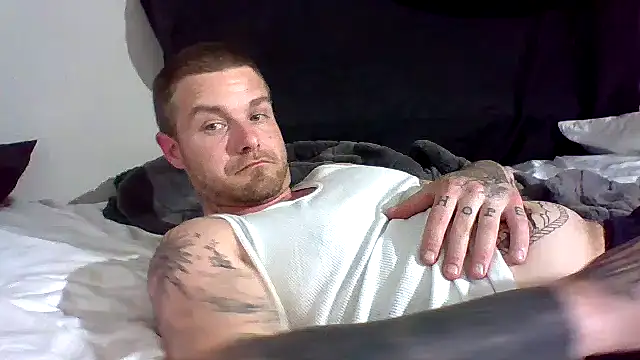 DadDDick925 online show from April 15, 2026, 4:51 am