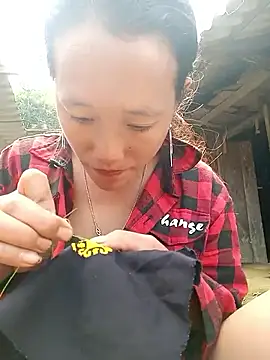 Snapshot of Phantamay chatting on November 15, 2025, 6:17 am Phantamay online show from November 15, 2025, 6:17 am