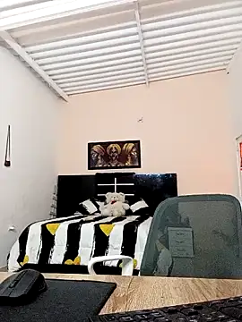 Grreichellsecret  online show from October 29, 2025, 3:33 pm