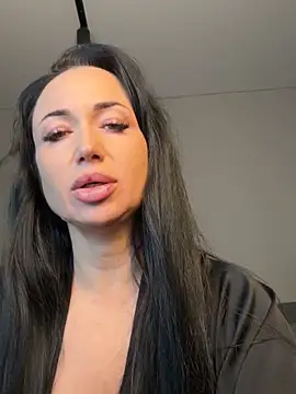 majestic madam online show from March 28, 2026, 11:22 am