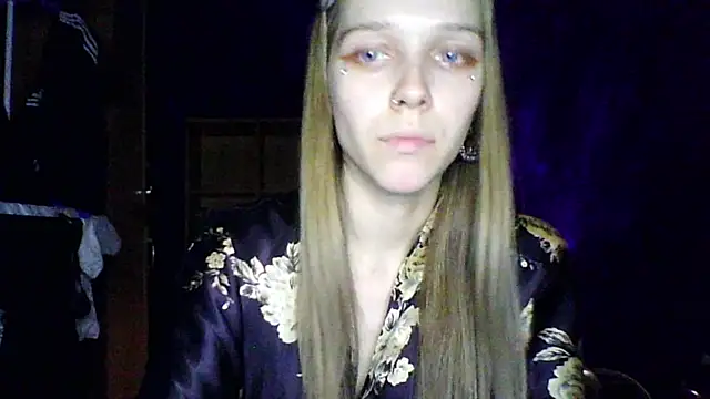 mari martin online show from November 3, 2025, 6:44 pm