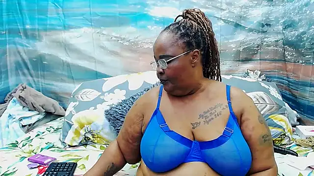 Snapshot of MatureMilfxxx chatting on July 9, 2026, 1:17 am MatureMilfxxx online show from July 9, 2026, 1:17 am