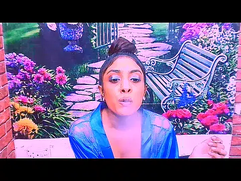 Snapshot of IndianPretty1 chatting on November 26, 2025, 7:25 pm IndianPretty1 online show from November 26, 2025, 7:25 pm