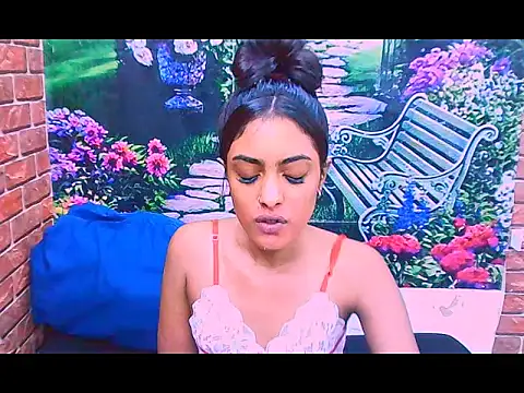 Snapshot of IndianPretty1 chatting on December 14, 2025, 8:42 am IndianPretty1 online show from December 14, 2025, 8:42 am