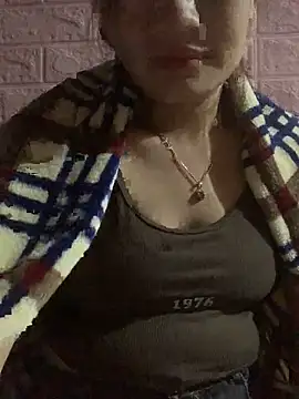 Snapshot of Lara-11 chatting on November 15, 2025, 2:10 pm Lara-11 online show from November 15, 2025, 2:10 pm