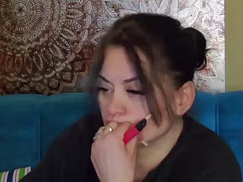 Snapshot of ForeverChic chatting on November 8, 2025, 7:34 am ForeverChic online show from November 8, 2025, 7:34 am