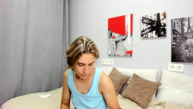 Tenderly Sophie online show from July 11, 2026, 2:01 am