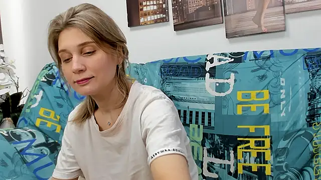 Tenderly Sophie online show from March 1, 2026, 1:27 am