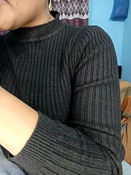 Snapshot of CoupleShow_432 chatting on February 1, 2026, 6:17 pm CoupleShow 432 online show from February 1, 2026, 6:17 pm