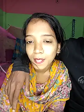 Snapshot of CoupleShow_432 chatting on February 25, 2026, 5:35 pm CoupleShow 432 online show from February 25, 2026, 5:35 pm