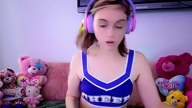 daddysprincess731 online show from May 20, 2026, 11:13 pm