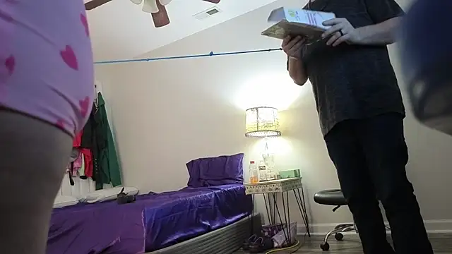 daddysprincess731 online show from February 15, 2026, 3:51 am