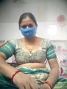 Snapshot of QRESABABY chatting on November 3, 2025, 10:30 am QRESABABY online show from November 3, 2025, 10:30 am