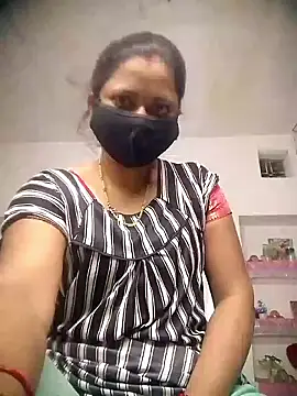 Snapshot of QRESABABY chatting on October 27, 2025, 10:33 pm QRESABABY online show from October 27, 2025, 10:33 pm